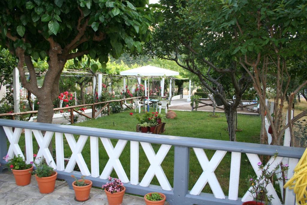 Alexandra Studios Stafylos Exteriör bild