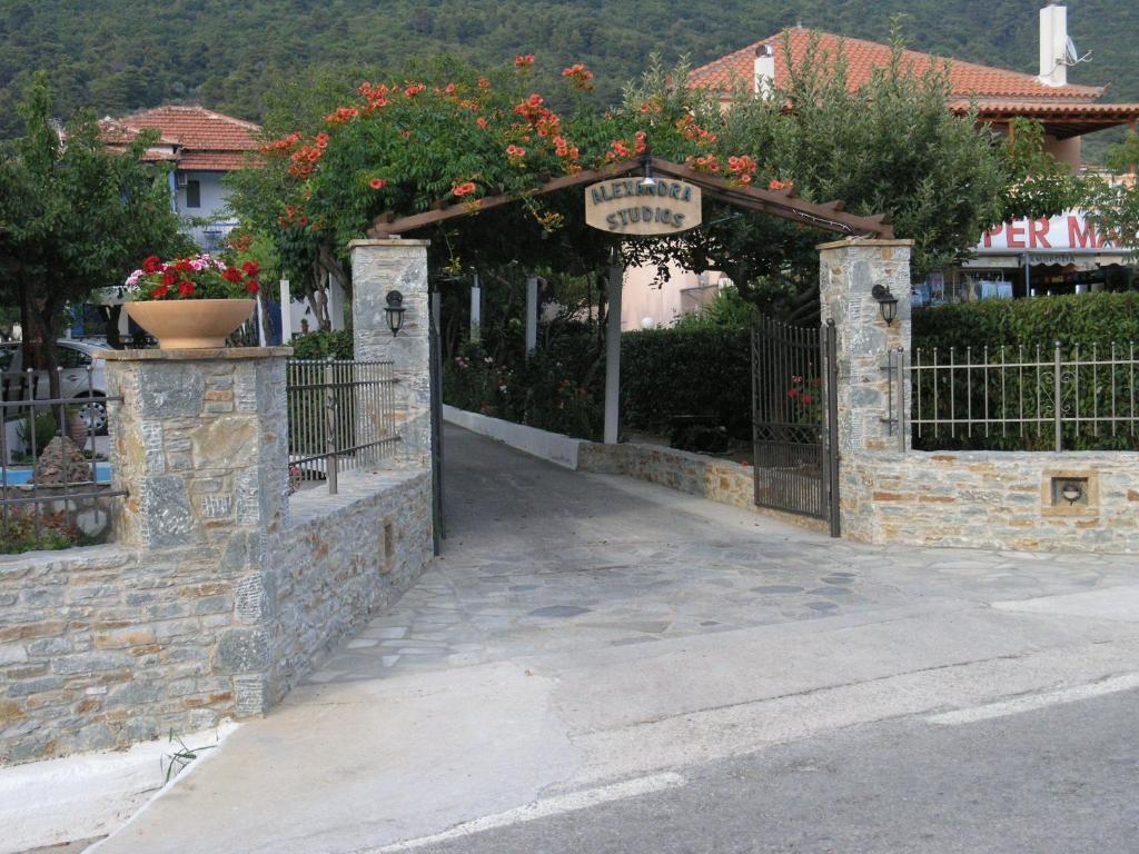 Alexandra Studios Stafylos Exteriör bild