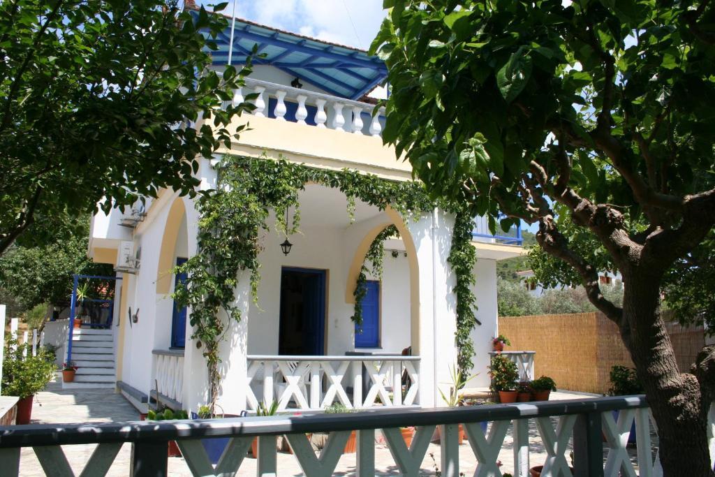 Alexandra Studios Stafylos Exteriör bild